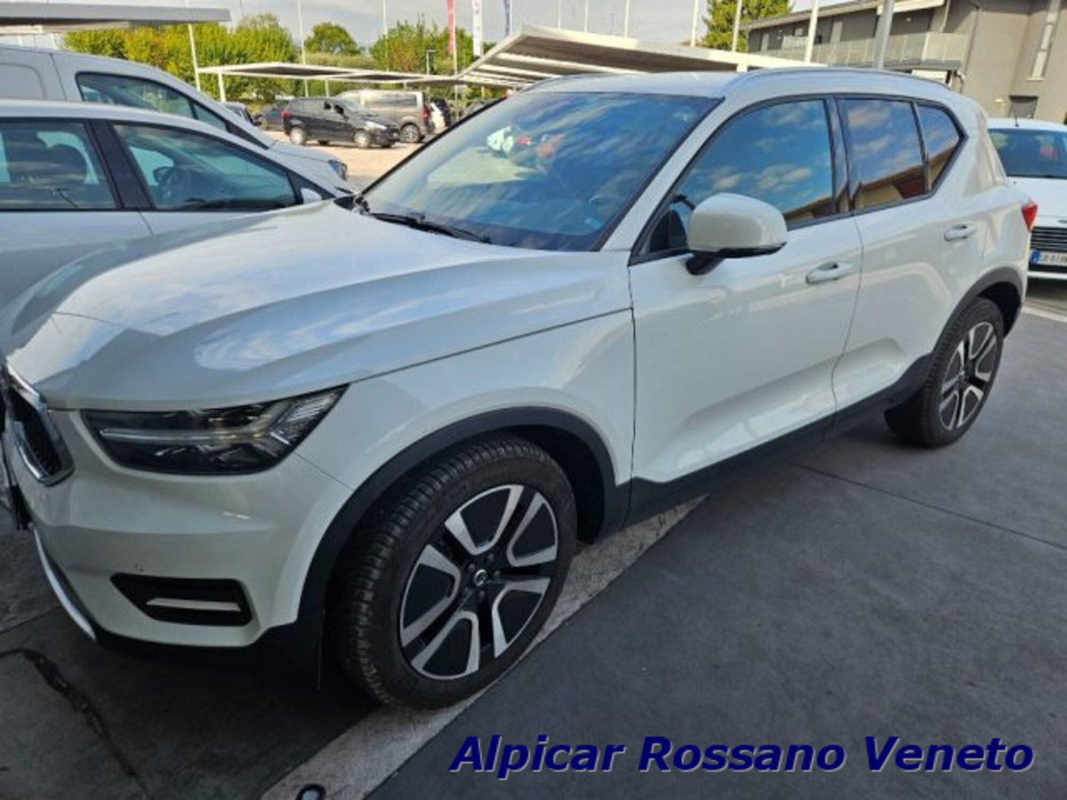 Volvo XC40 D3 AWD Geartronic Momentum (6)