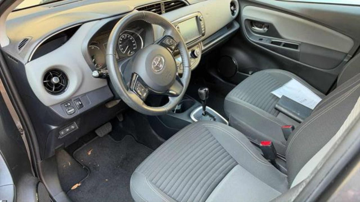 Toyota Yaris 1.5 Hybrid 5 porte Energy (3)