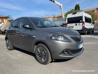 Lancia Ypsilon 1.0 FireFly 5 porte S&S Hybrid Gold Plus