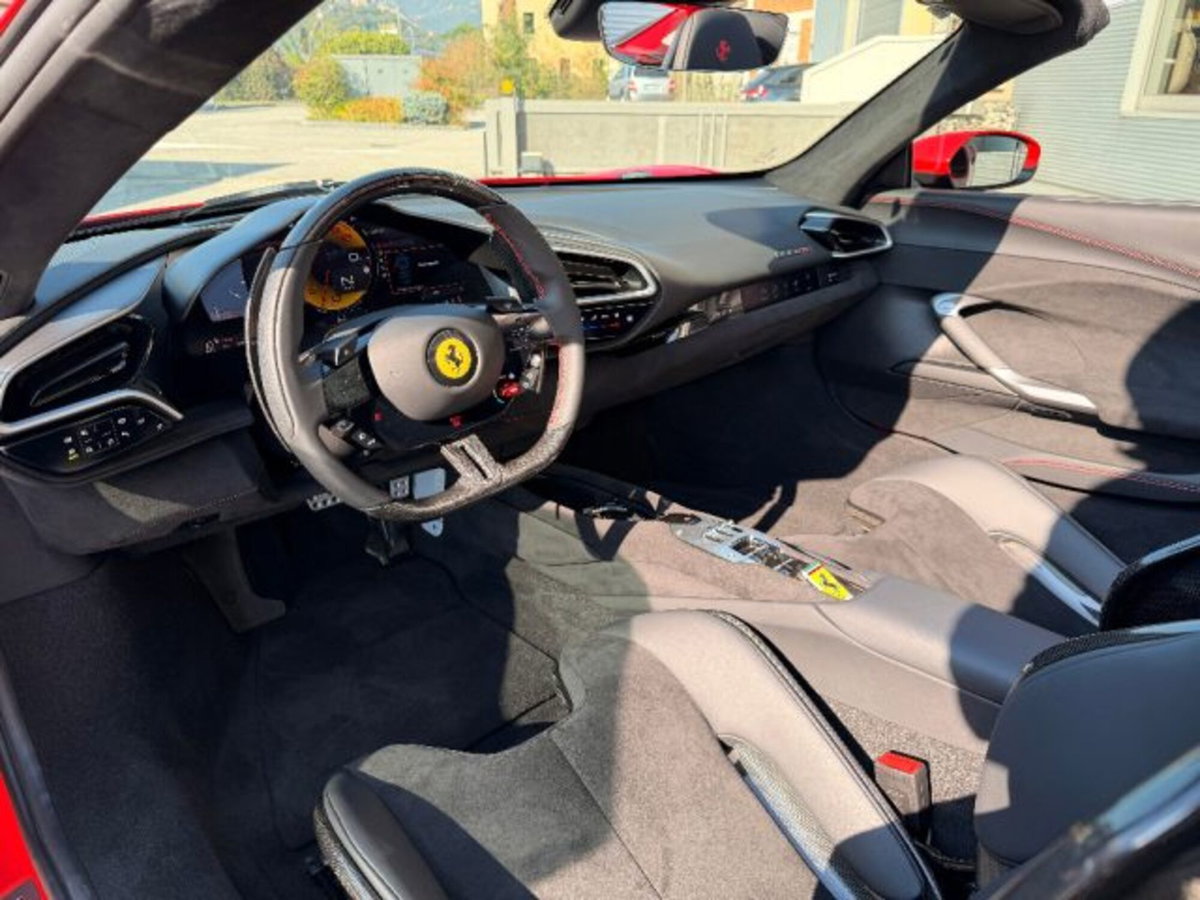 Ferrari 296 Spider 3.0 GTS (11)