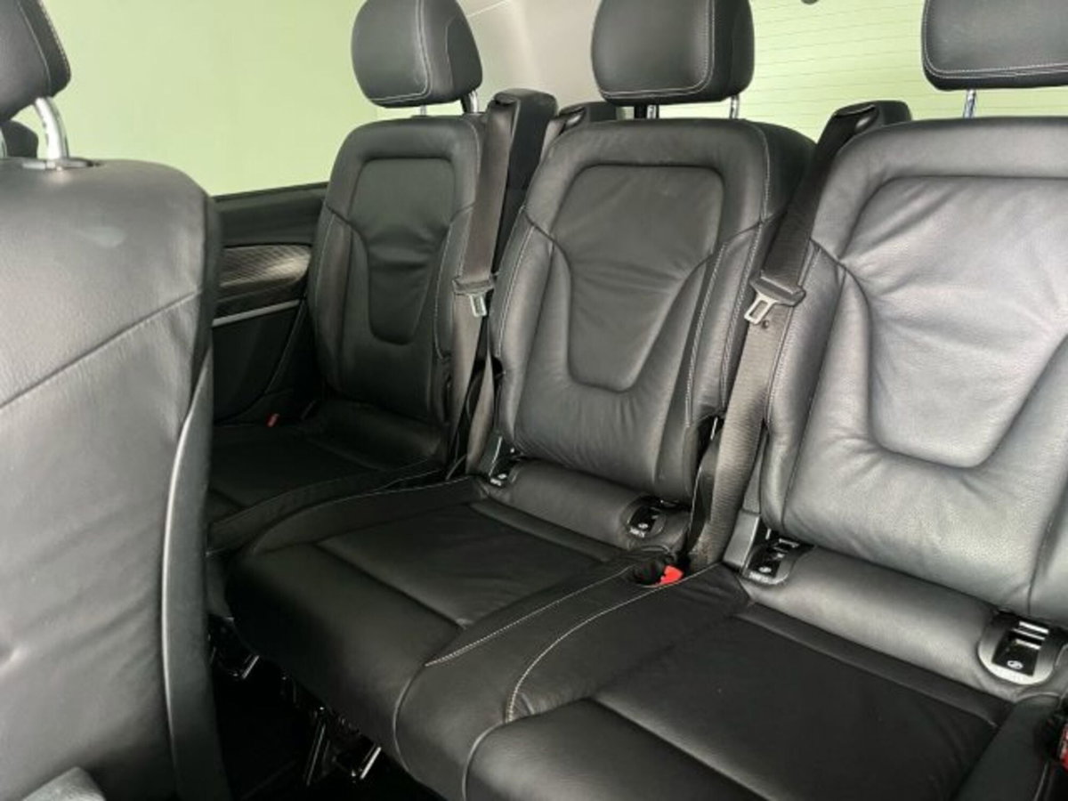 Mercedes-Benz Classe V Extralong 250 d Avantgarde auto (14)
