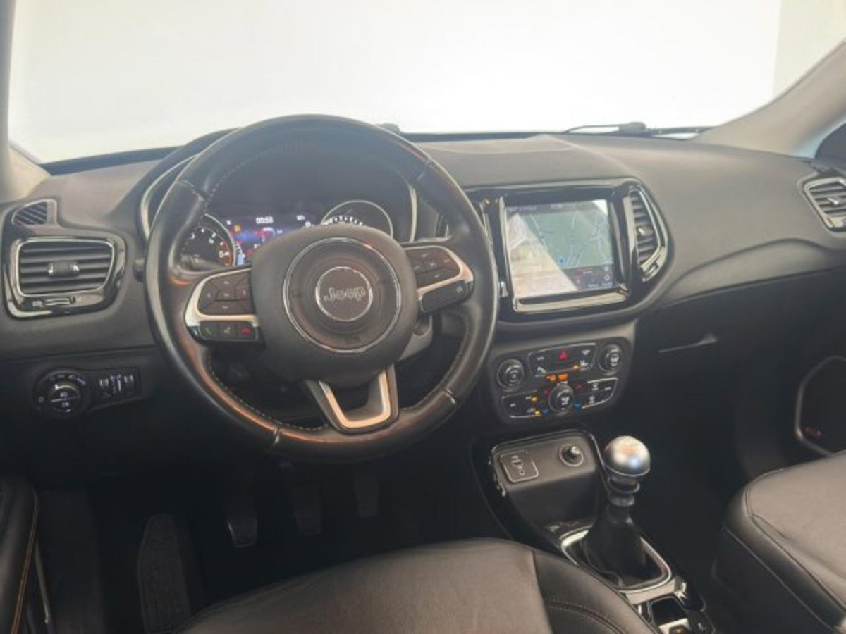 Jeep Compass 1.6 Multijet II 2WD Limited (18)