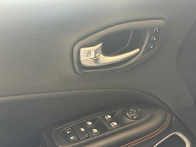Jeep Compass 1.6 Multijet II 2WD Limited (6)