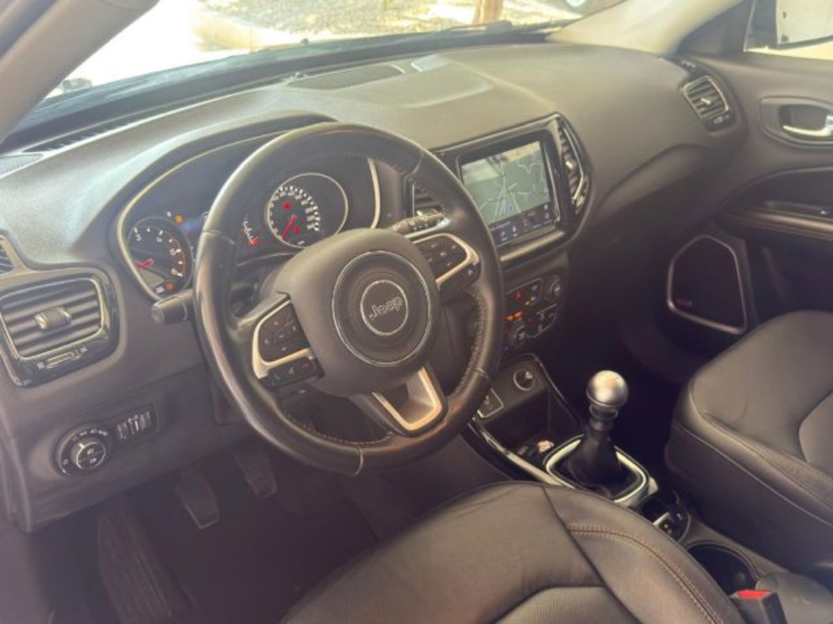 Jeep Compass 1.6 Multijet II 2WD Limited (8)