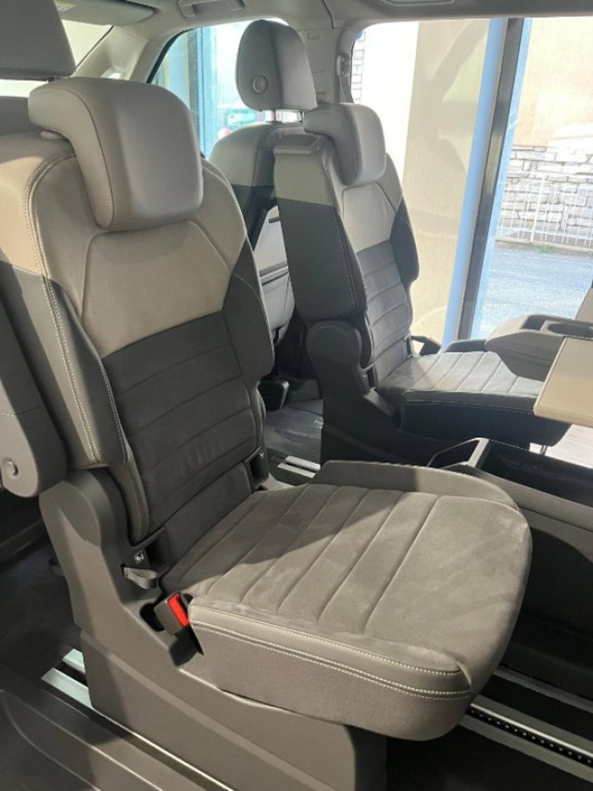 Volkswagen Multivan 1.4 TSI eHybrid Style (11)