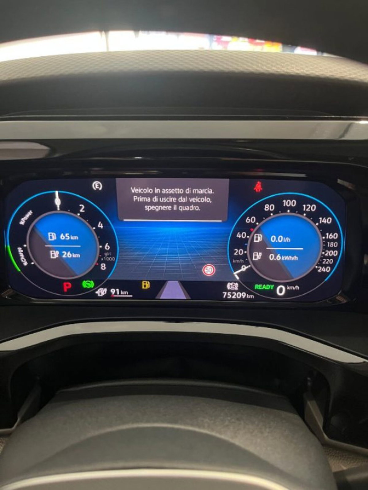 Volkswagen Multivan 1.4 TSI eHybrid Style (18)