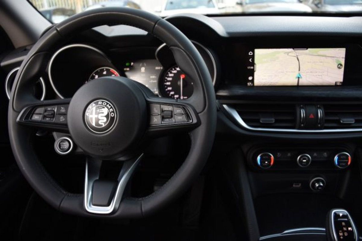 Alfa Romeo Stelvio Stelvio 2.2 Turbodiesel 160 CV AT8 RWD Super Business (9)