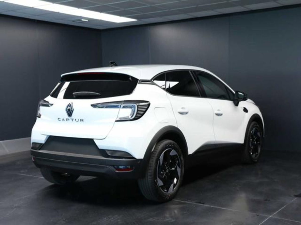 Renault Captur 1.2 eco-g Techno 120cv (5)
