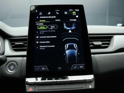 Renault Captur 1.2 eco-g Techno 120cv (19)
