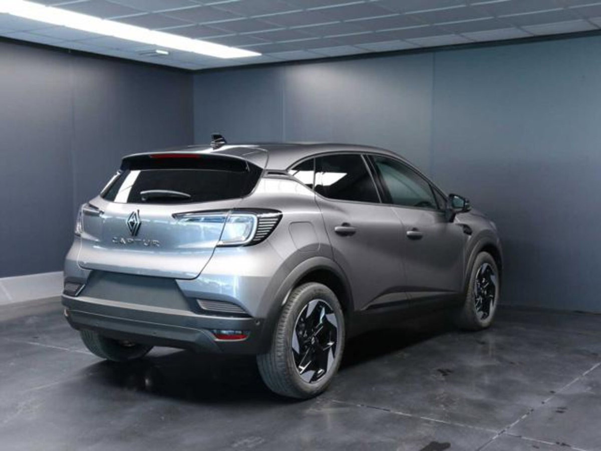 Renault Captur 1.2 eco-g Techno 120cv (4)