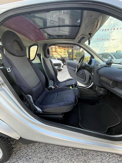 smart Fortwo 800 coupé passion cdi (15)