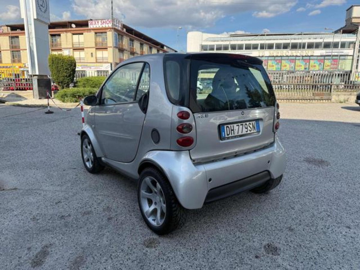smart Fortwo 800 coupé passion cdi (6)