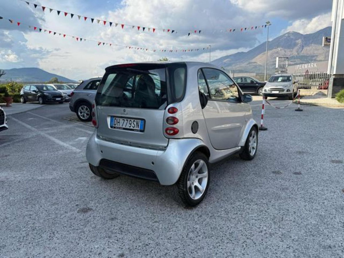smart Fortwo 800 coupé passion cdi (8)