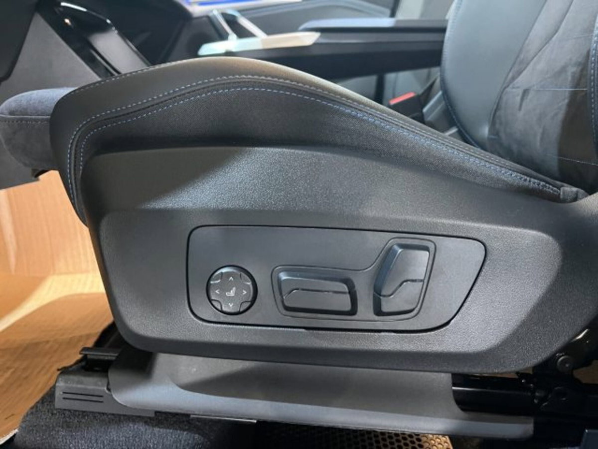 BMW X1 sDrive 18i Msport (13)