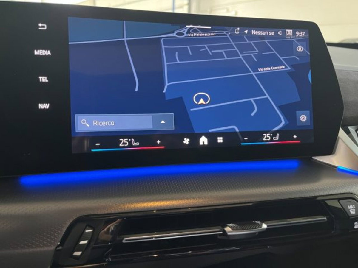 BMW X1 sDrive 18i Msport (16)