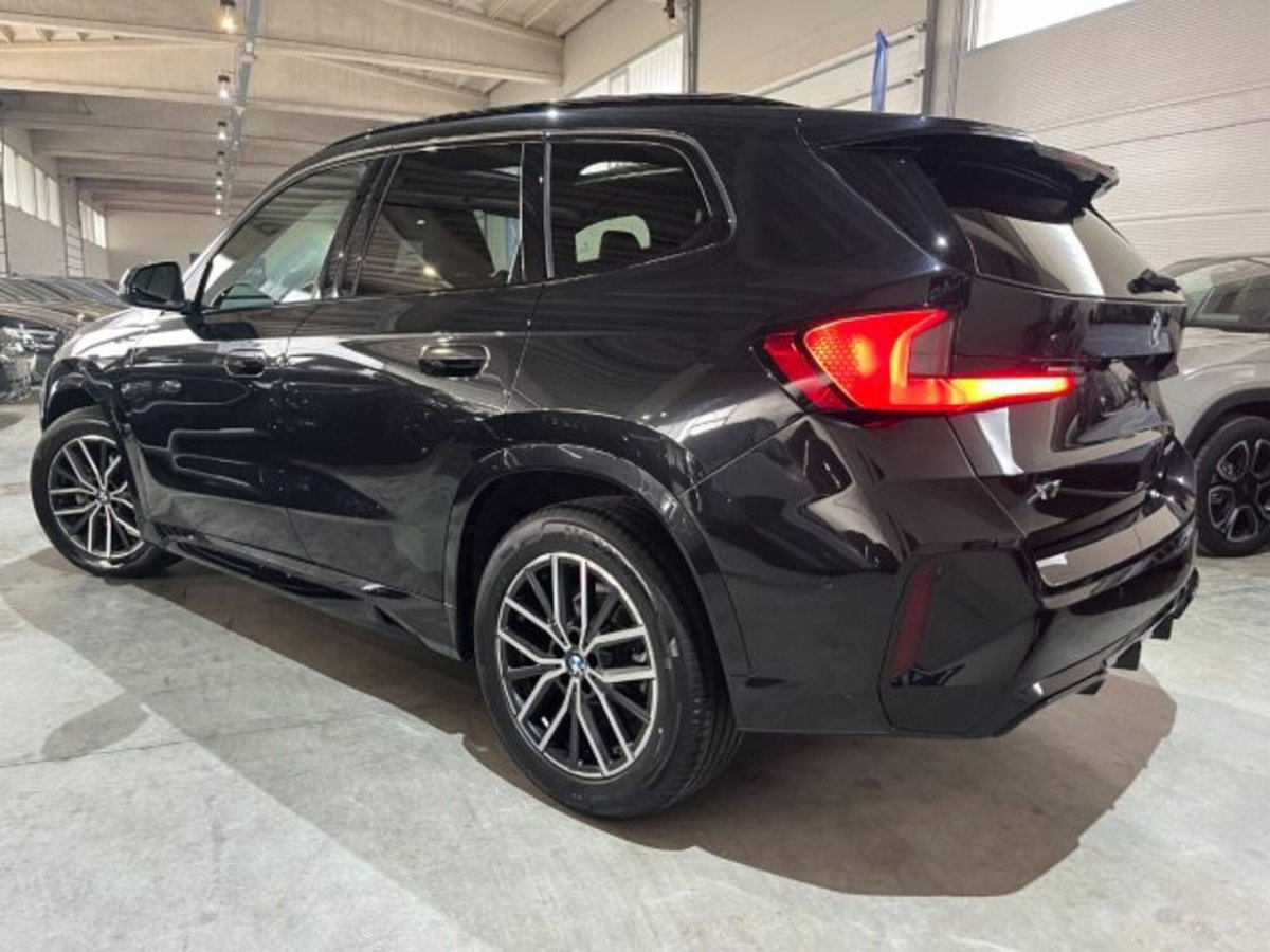 BMW X1 sDrive 18i Msport (4)