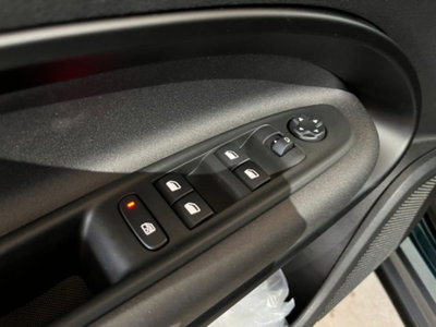 Alfa Romeo Junior elettrica Speciale 156cv (18)