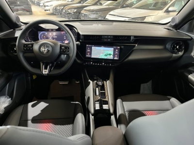 Alfa Romeo Junior elettrica Speciale 156cv (9)
