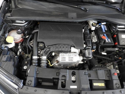 Jeep Avenger 1.2 turbo Summit fwd 100cv (11)