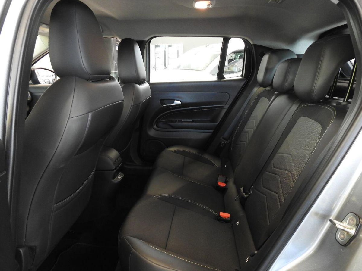 Jeep Avenger 1.2 turbo Summit fwd 100cv (19)