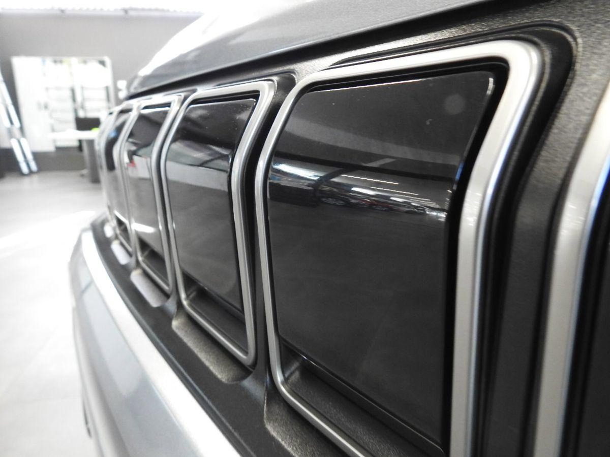 Jeep Avenger 1.2 turbo Summit fwd 100cv (9)
