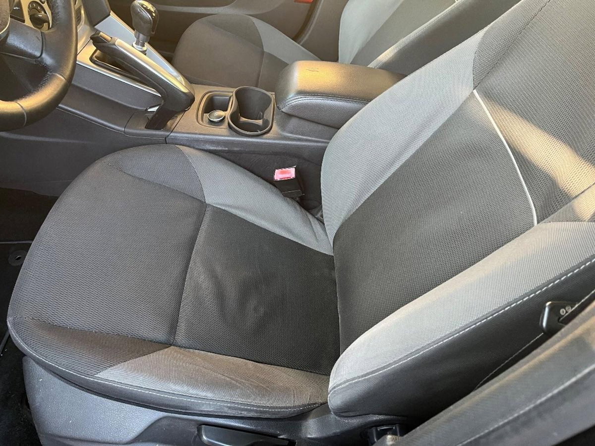 Ford Focus Station Wagon 1.6 TDCi 115 CV SW (8)
