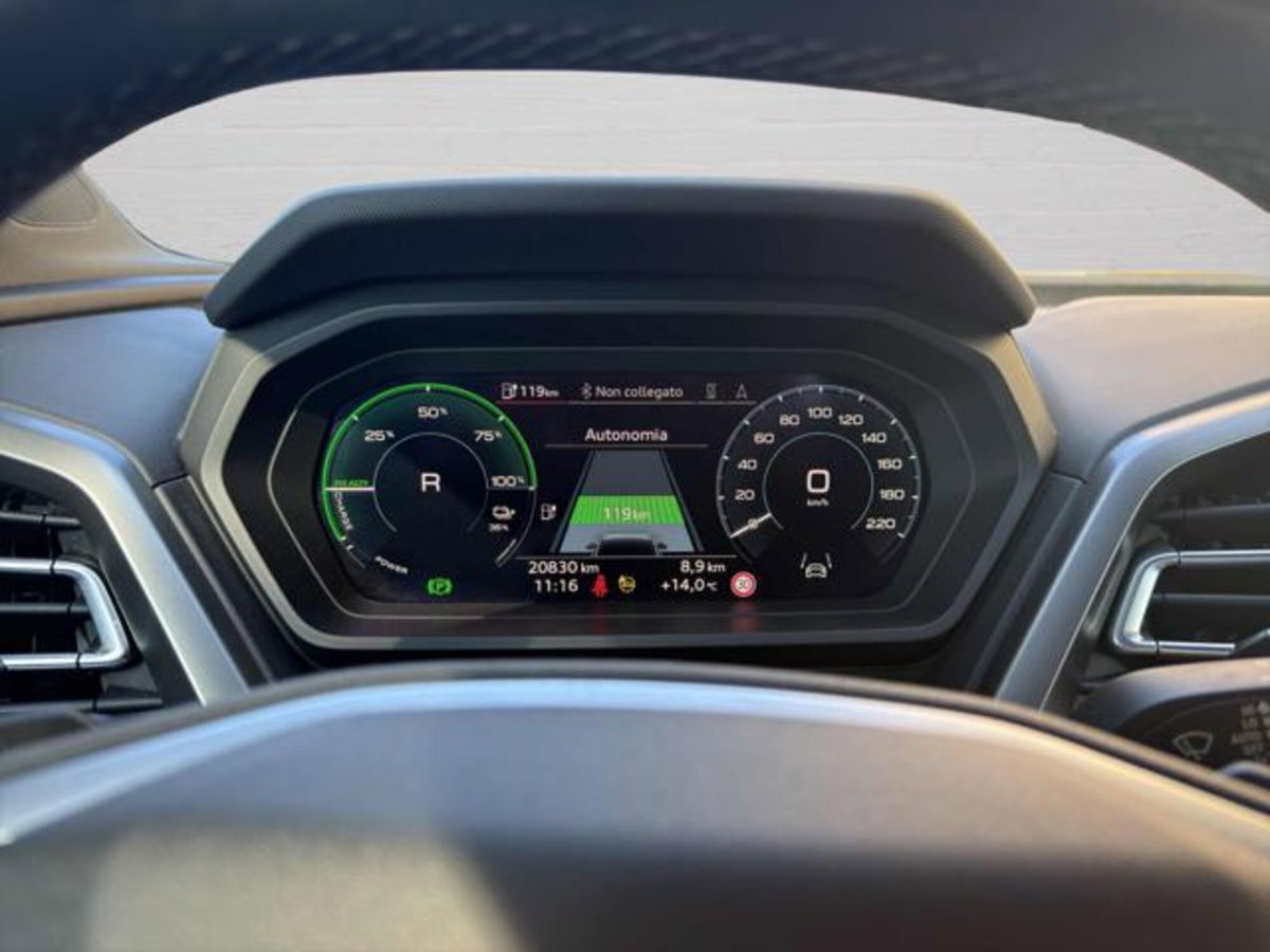 Audi Q4 Q4 35 e-tron Business (11)
