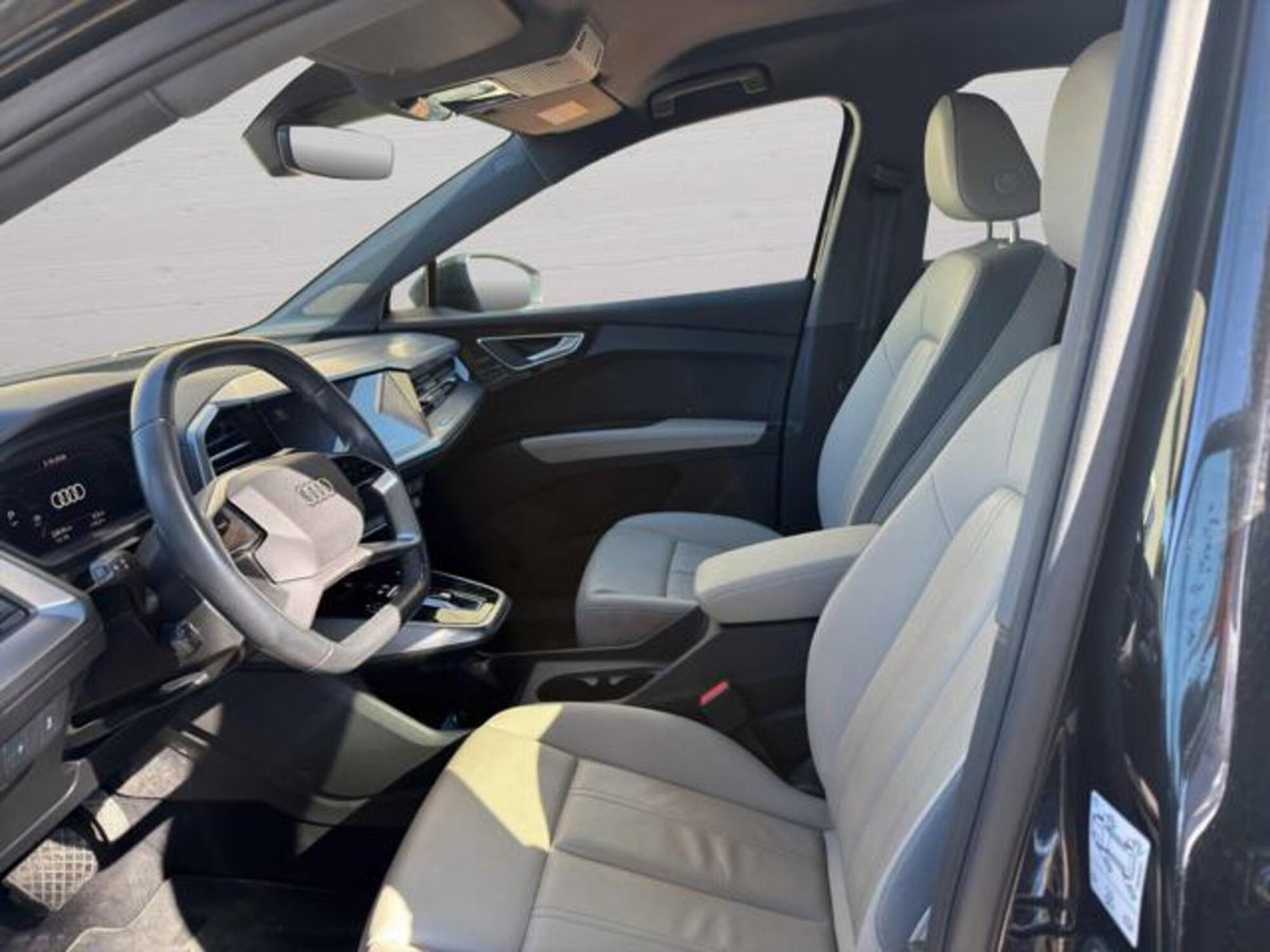 Audi Q4 Q4 35 e-tron Business (9)