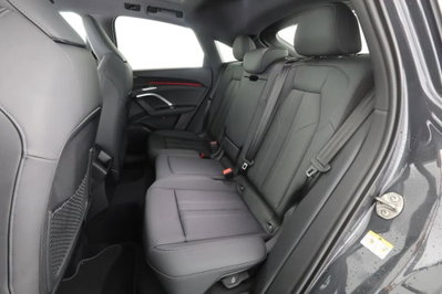 Audi Q5 Sportback 2.0 tdi mhev+ S line quattro 204cv s-tronic (8)