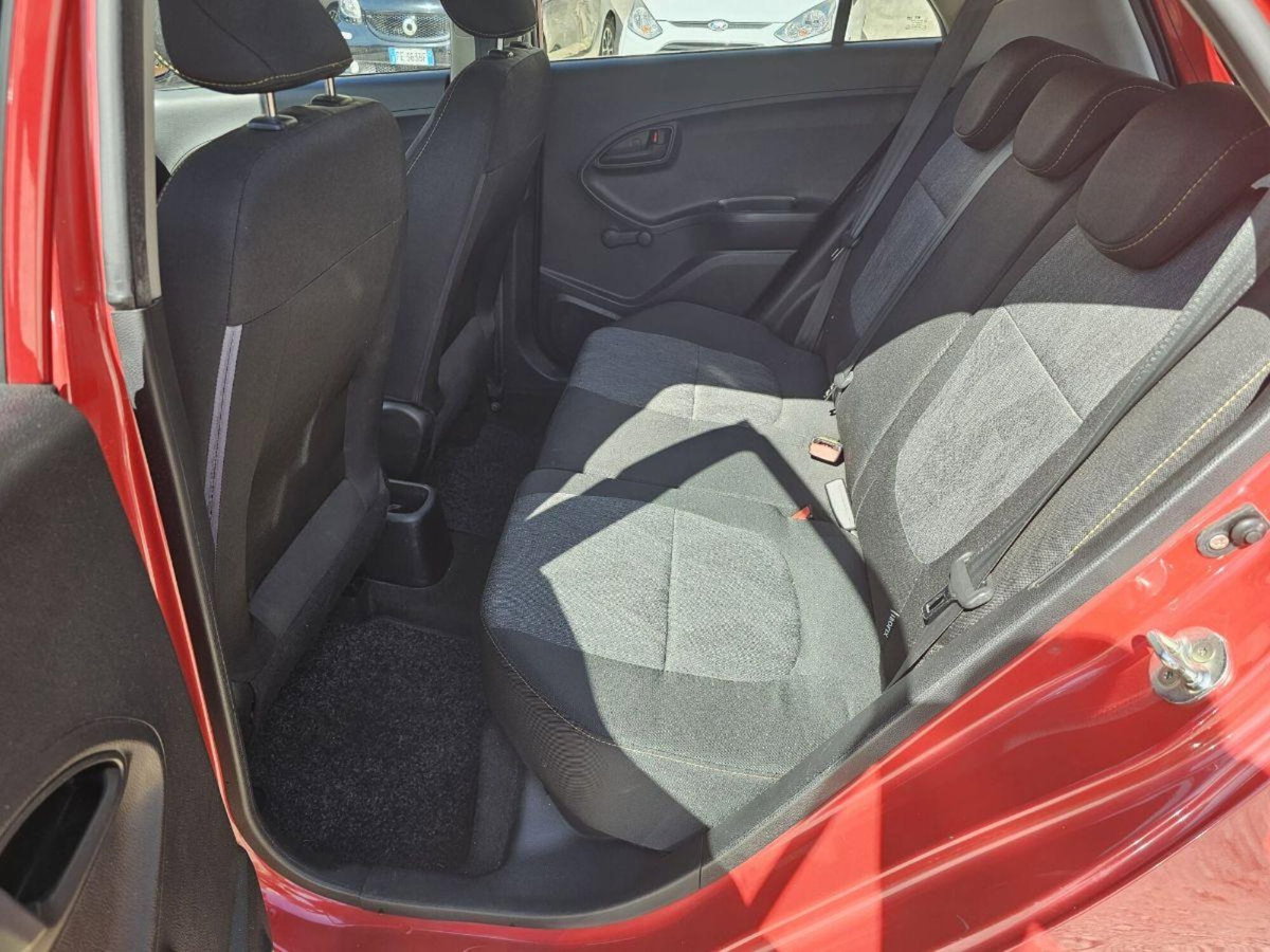 Kia Picanto 1.0 12V EcoGPL 5 porte City (11)