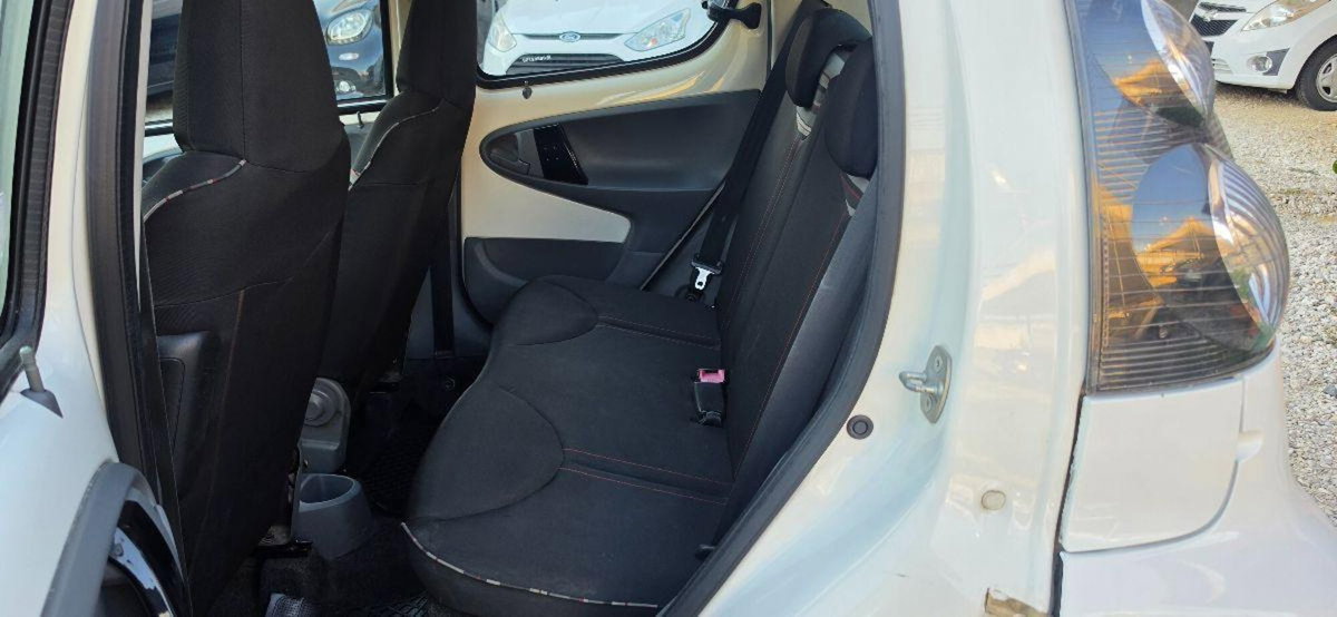 Citroen C1 1.0 5 porte airdream Amici (12)