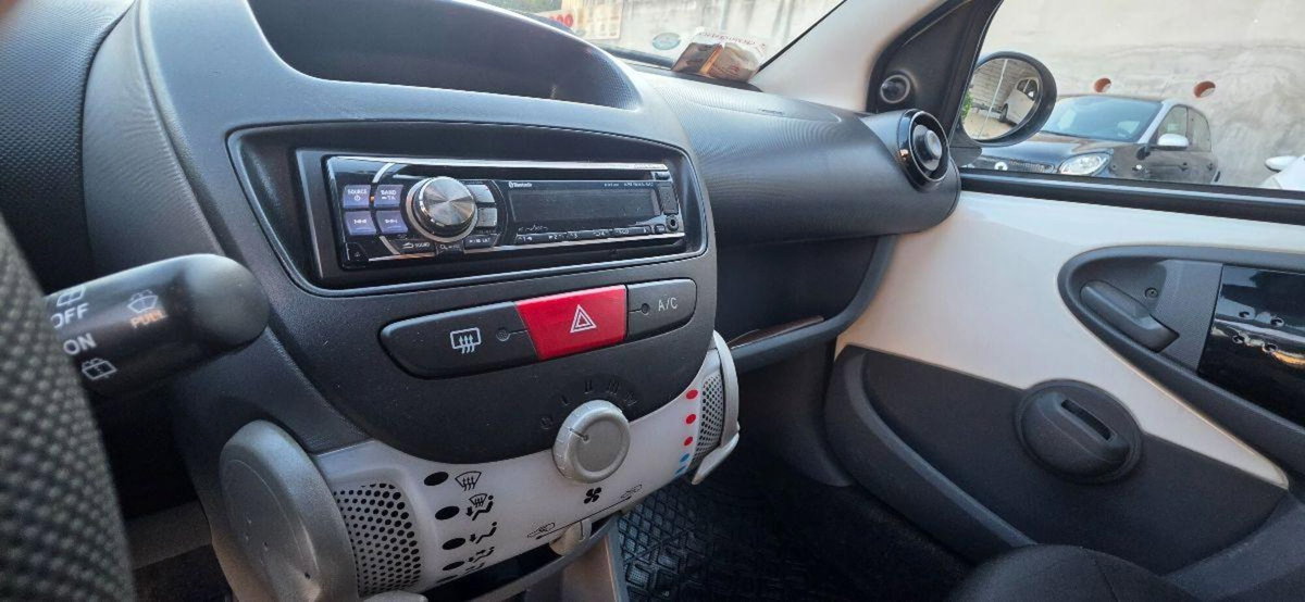 Citroen C1 1.0 5 porte airdream Amici (14)