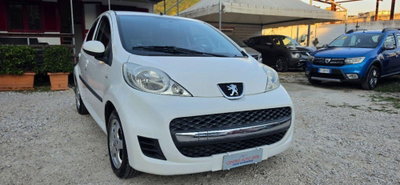 Peugeot 107 68CV 5p. Active 2Tronic usata