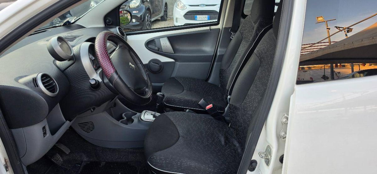 Peugeot 107 68CV 5p. Active 2Tronic (11)