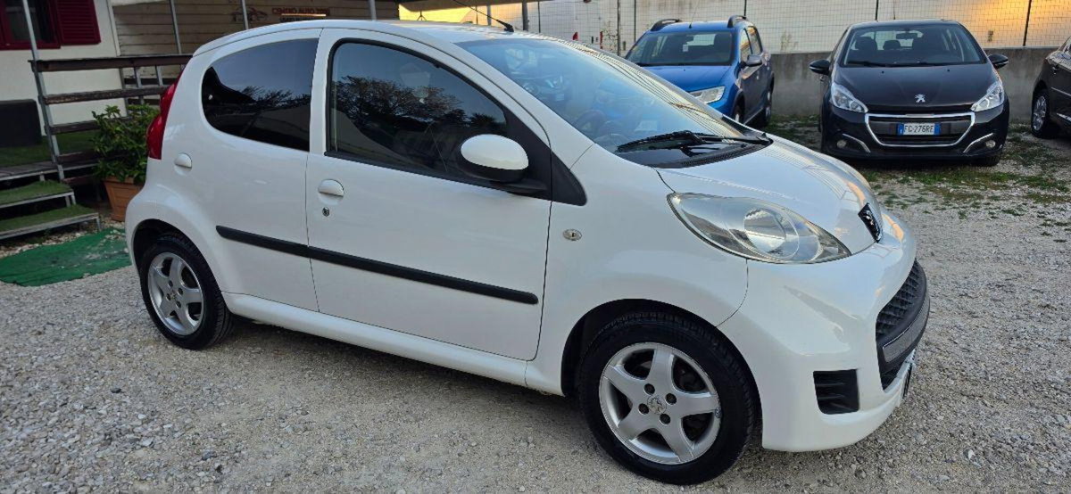 Peugeot 107 68CV 5p. Active 2Tronic (8)