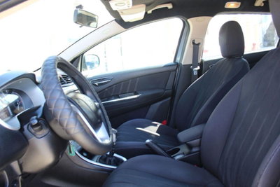 Lancia Delta 1.6 MJT DPF Platino (9)