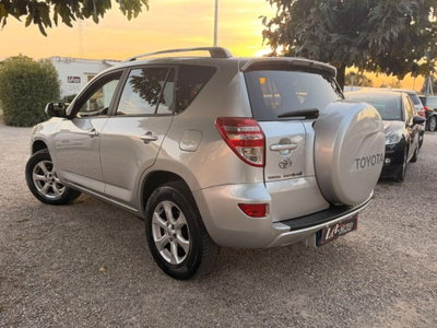 Toyota Rav4 2.2 D-4D 150 CV DPF Exclusive (4)