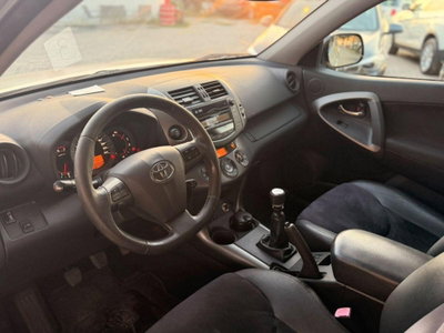 Toyota Rav4 2.2 D-4D 150 CV DPF Exclusive (7)