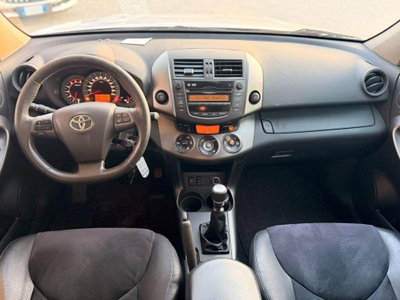 Toyota Rav4 2.2 D-4D 150 CV DPF Exclusive (9)