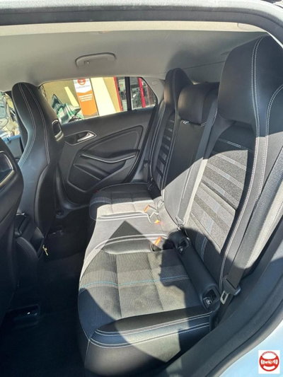 Mercedes-Benz CLA Shooting Brake 200 d Automatic Sport (11)