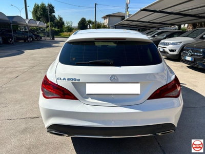 Mercedes-Benz CLA Shooting Brake 200 d Automatic Sport (4)