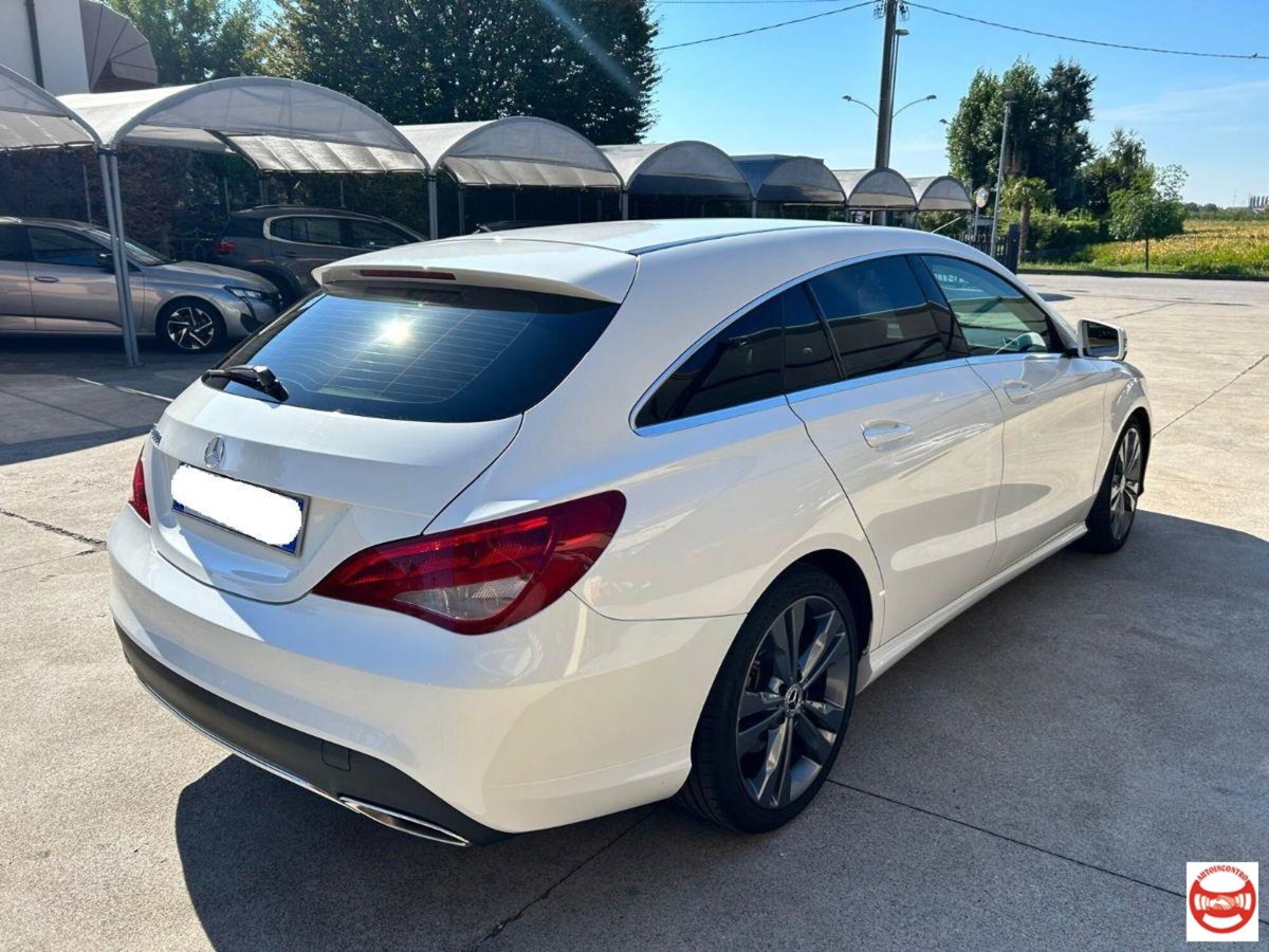Mercedes-Benz CLA Shooting Brake 200 d Automatic Sport (5)