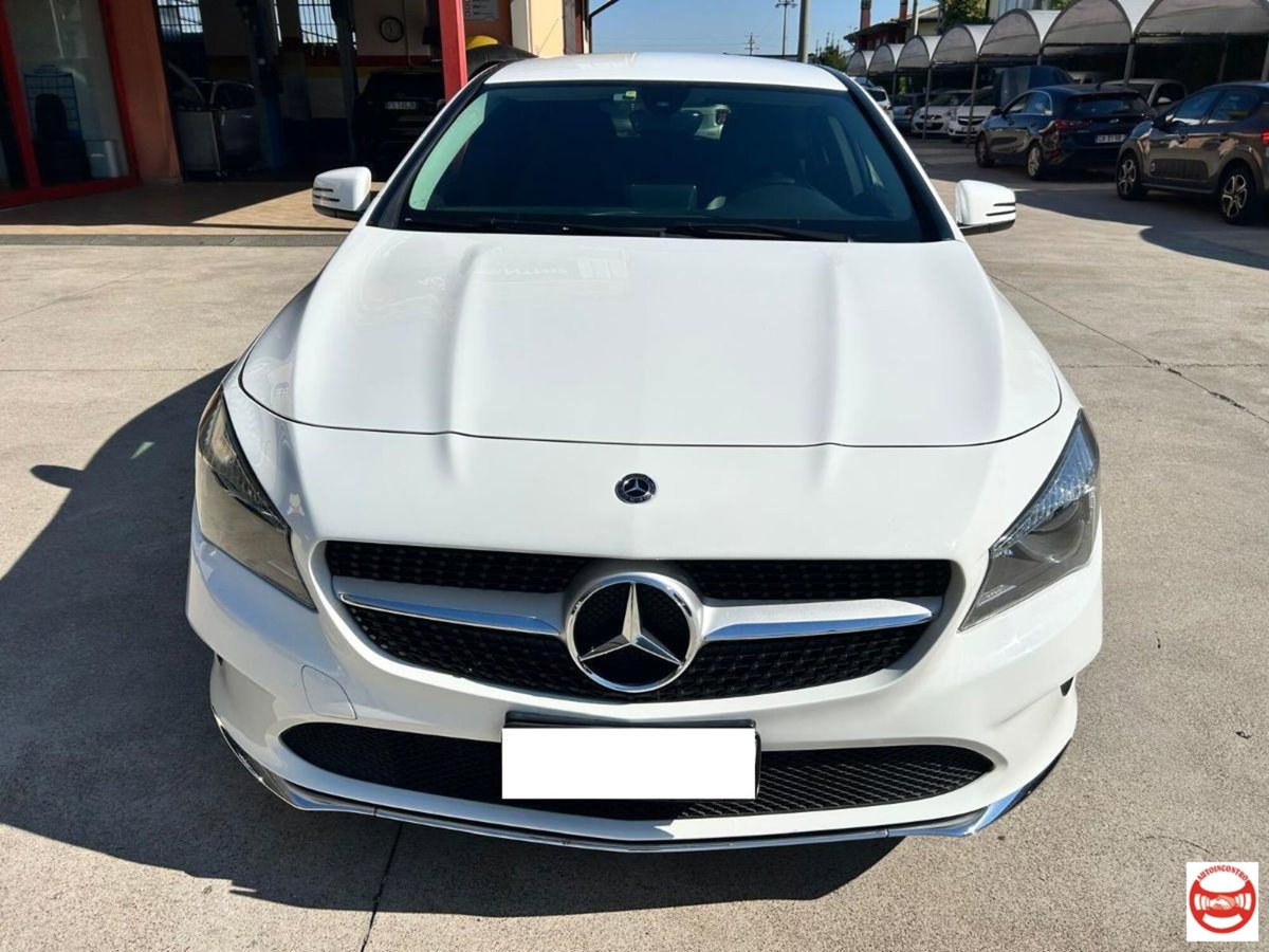 Mercedes-Benz CLA Shooting Brake 200 d Automatic Sport (8)