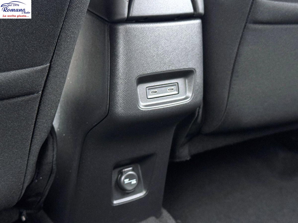 Citroen C3 Aircross 1.2 hybrid Max 145cv edcs6 (15)