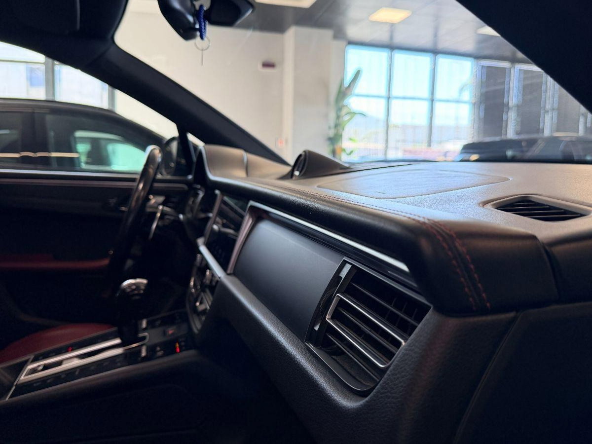 Porsche Macan 2.0 (11)