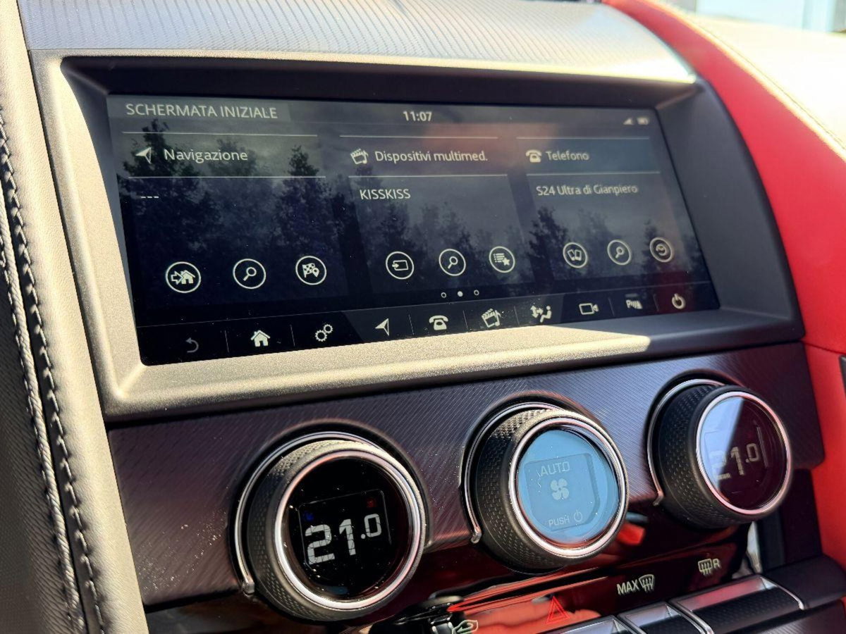 Jaguar F-Type Coupé Coupe 2.0 i4 R-Dynamic rwd 300cv auto (19)
