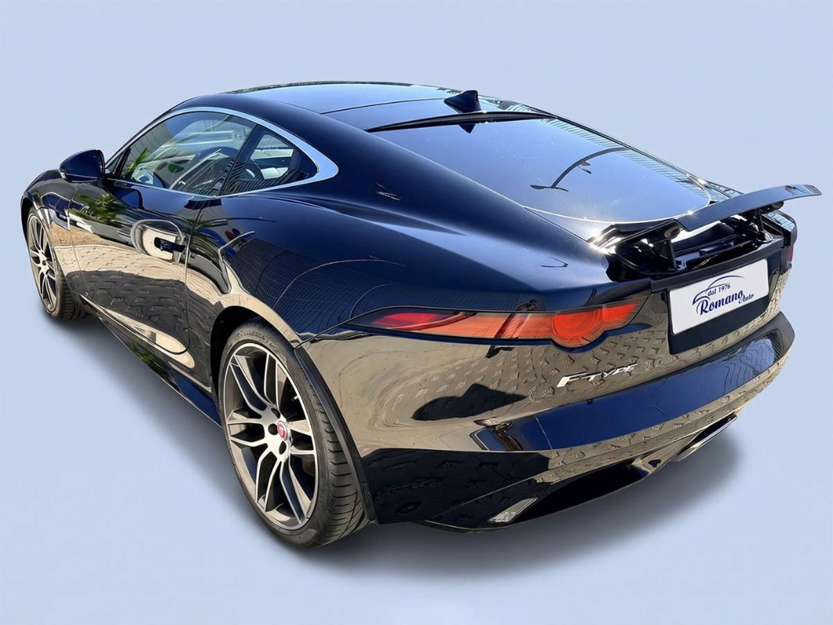 Jaguar F-Type Coupé Coupe 2.0 i4 R-Dynamic rwd 300cv auto (5)