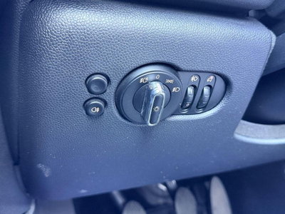 MINI Mini 1.5 Cooper Camden 5 porte (16)