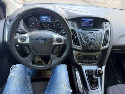 Ford Focus Station Wagon 1.6 TDCi 115 CV SW Titanium (13)
