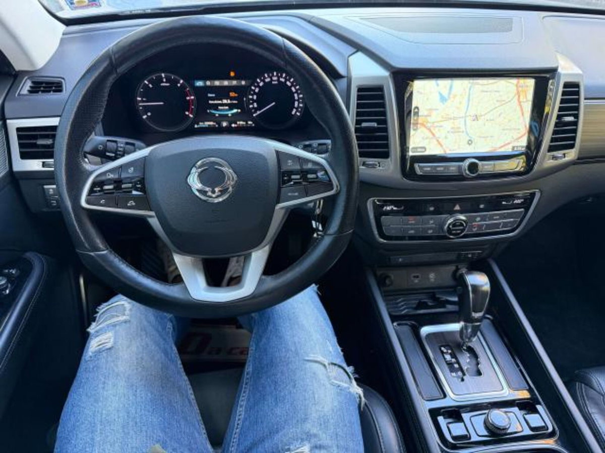 Ssangyong Rexton 2.2 4WD Dream (14)